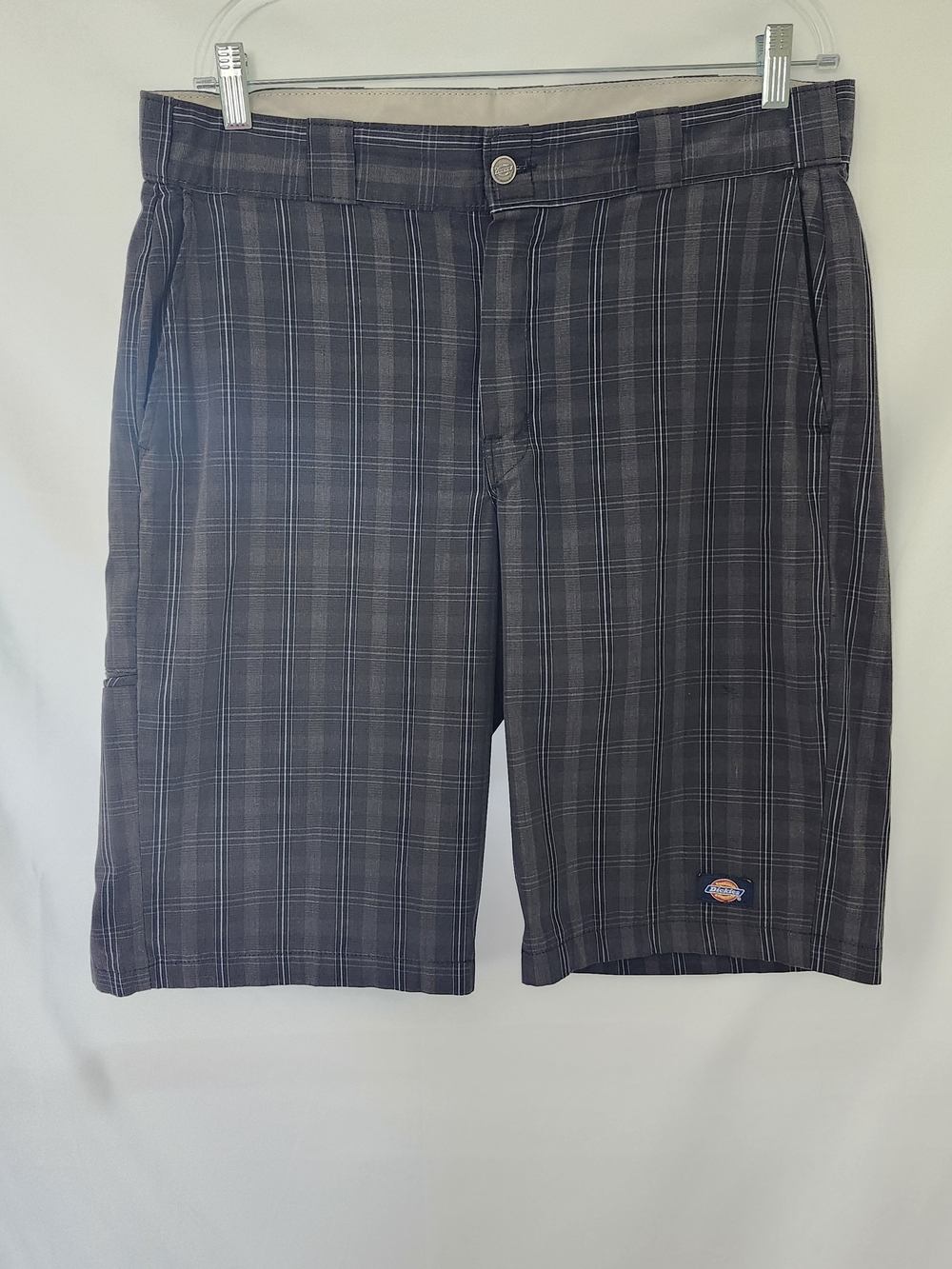 Dickies Men's Black Plaid Flat Front Shorts